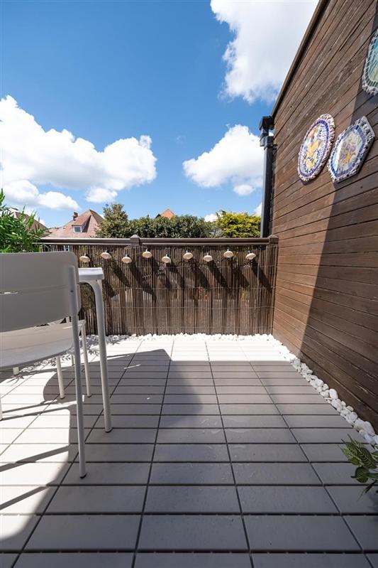 Mory House Bed & Breakfast Борнмът Екстериор снимка