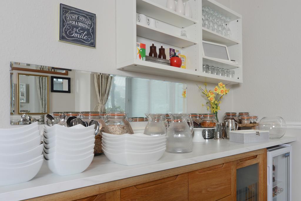 Mory House Bed & Breakfast Борнмът Екстериор снимка