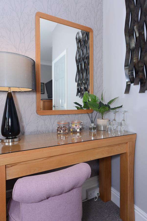 Mory House Bed & Breakfast Борнмът Екстериор снимка