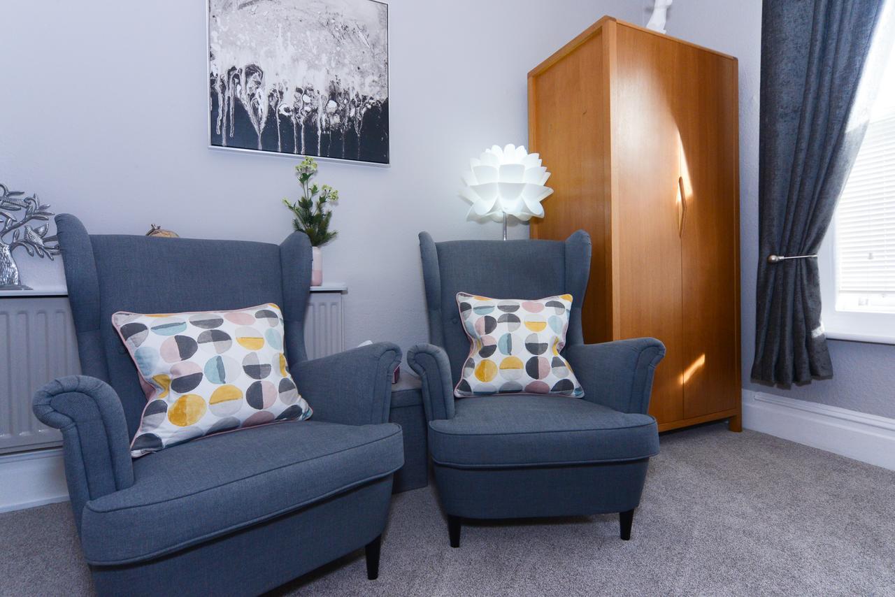 Mory House Bed & Breakfast Борнмът Екстериор снимка